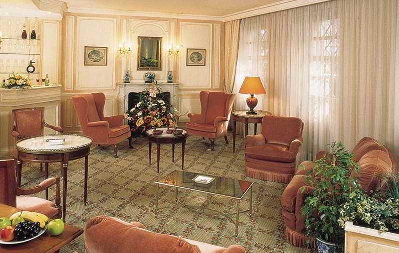 Mayflower Paris Interior photo